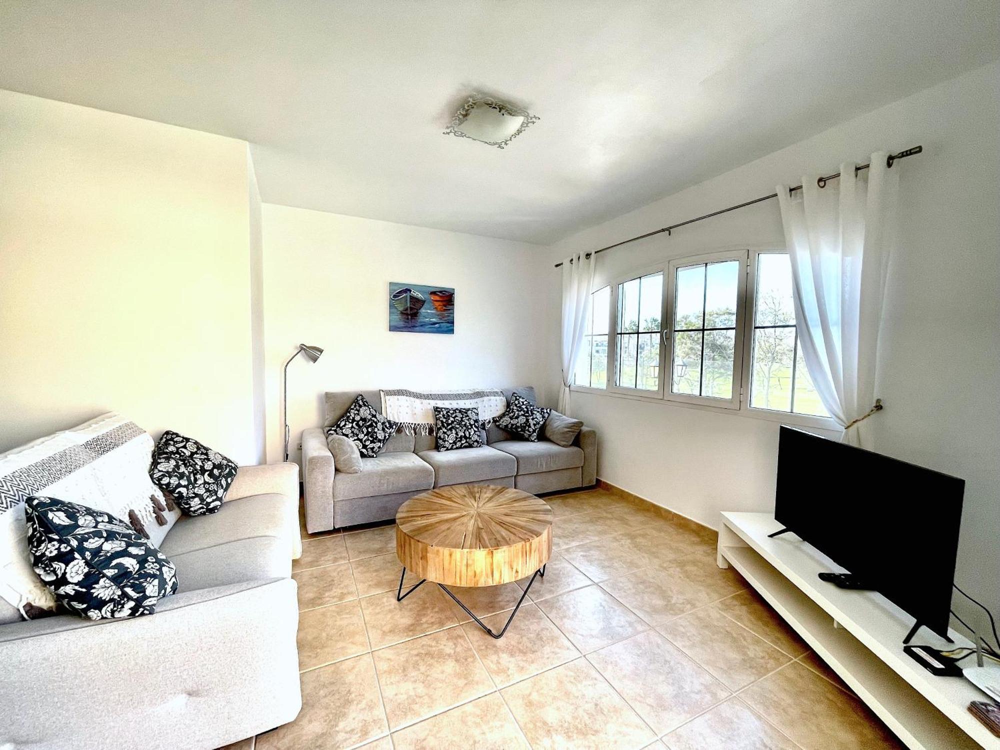 Apartment 2 Bedroom On The Golf Course With Amazing Views *